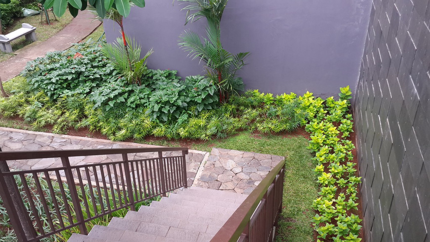 Siap huni. ac, gorden, kitchen set