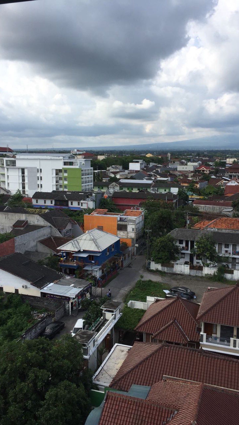 APARTEMEN DENGAN TIPE KAMAR STUDIO DI LOKASI STRATEGIS DI PUSAT KAMPUS DAN BISNIS
