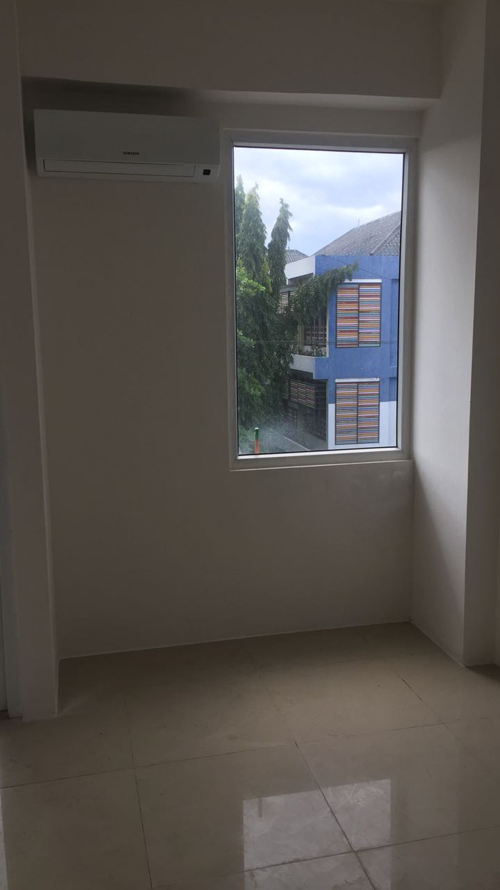 APARTEMEN DENGAN TIPE KAMAR STUDIO DI LOKASI STRATEGIS DI PUSAT KAMPUS DAN BISNIS
