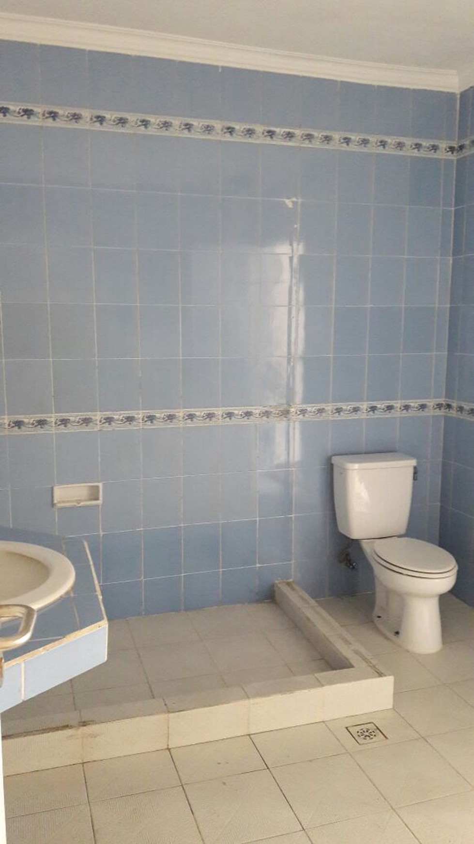 Dijual Rumah di Taman Imam Bonjol - Lippo Karawaci
