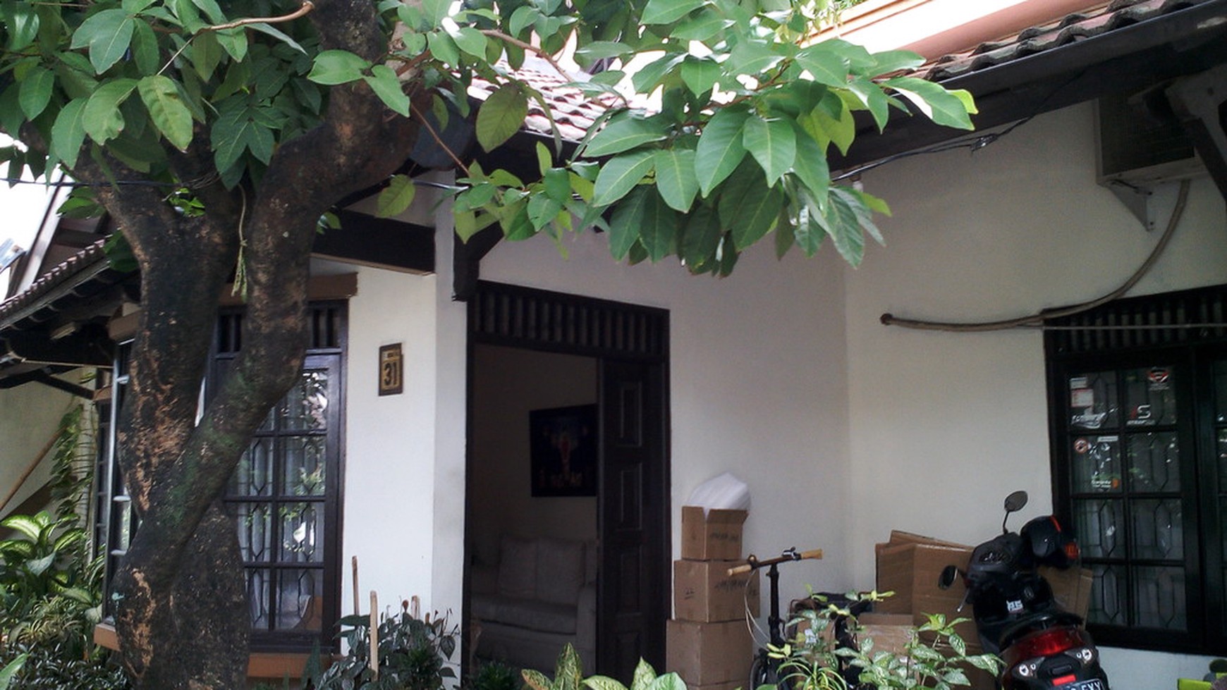 Rumah Aman Nyaman Dua Lantai#IK
