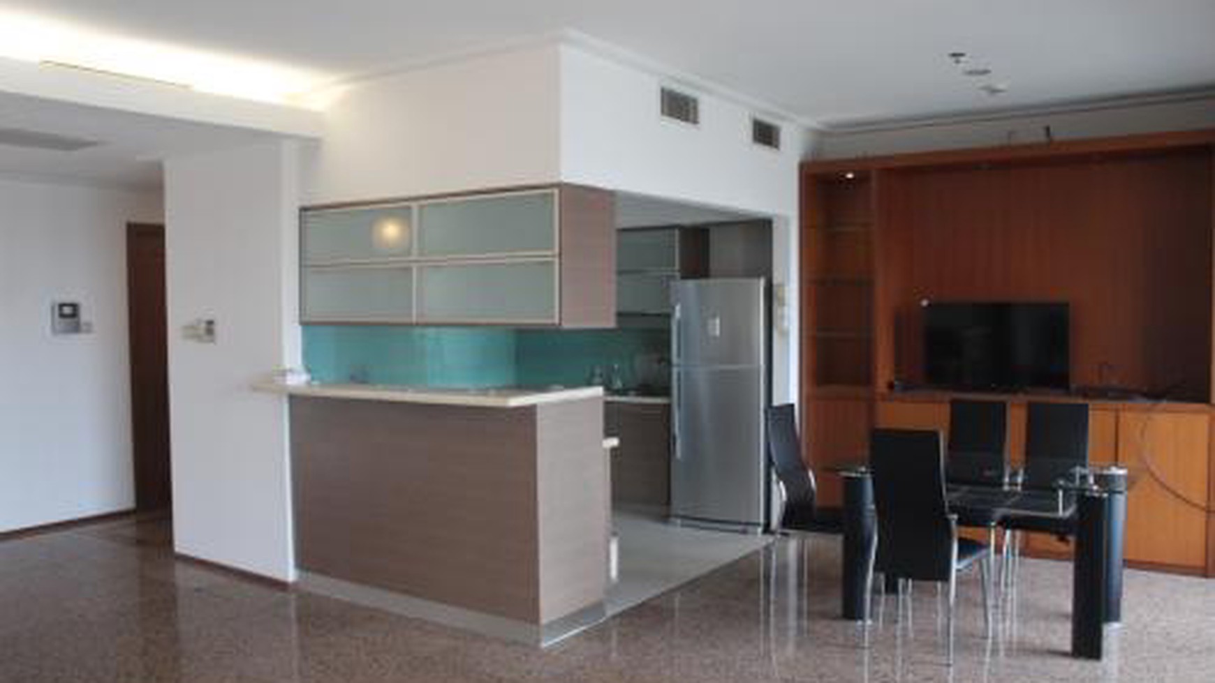 beautiful apartmen for rent in south jakarta area