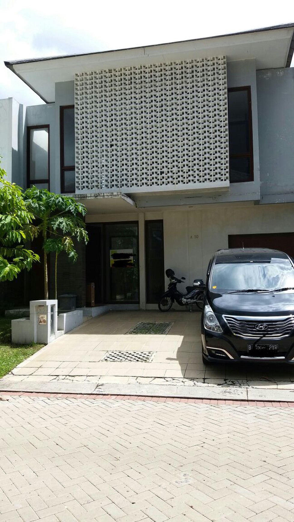Disewakan Rumah lokasi sangat strategis, nyaman, aman dan siap huni @Discovery Lumina