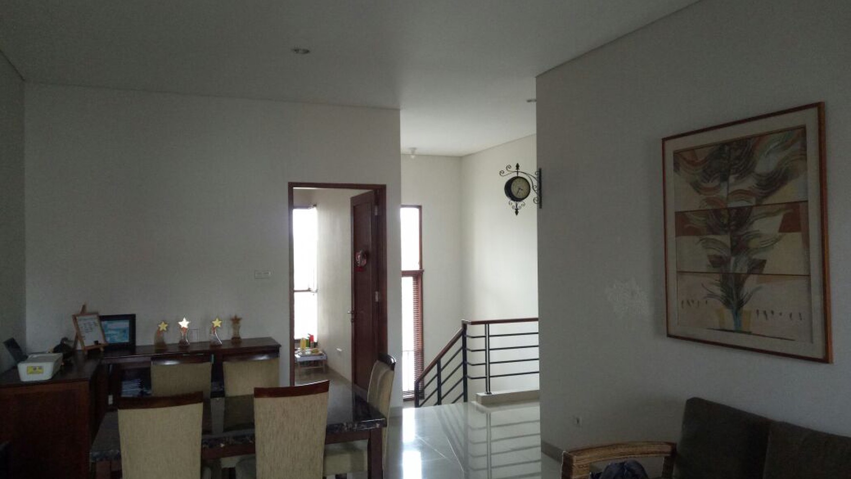 Rumah Dijual Minimalis Bagus Dalam Cluster di Veteran Jakarta Selatan