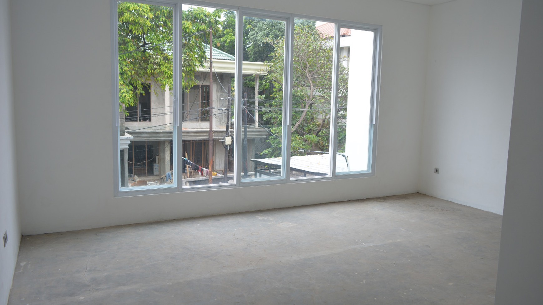 Dijual Rumah Siap Huni Brand New Luxury