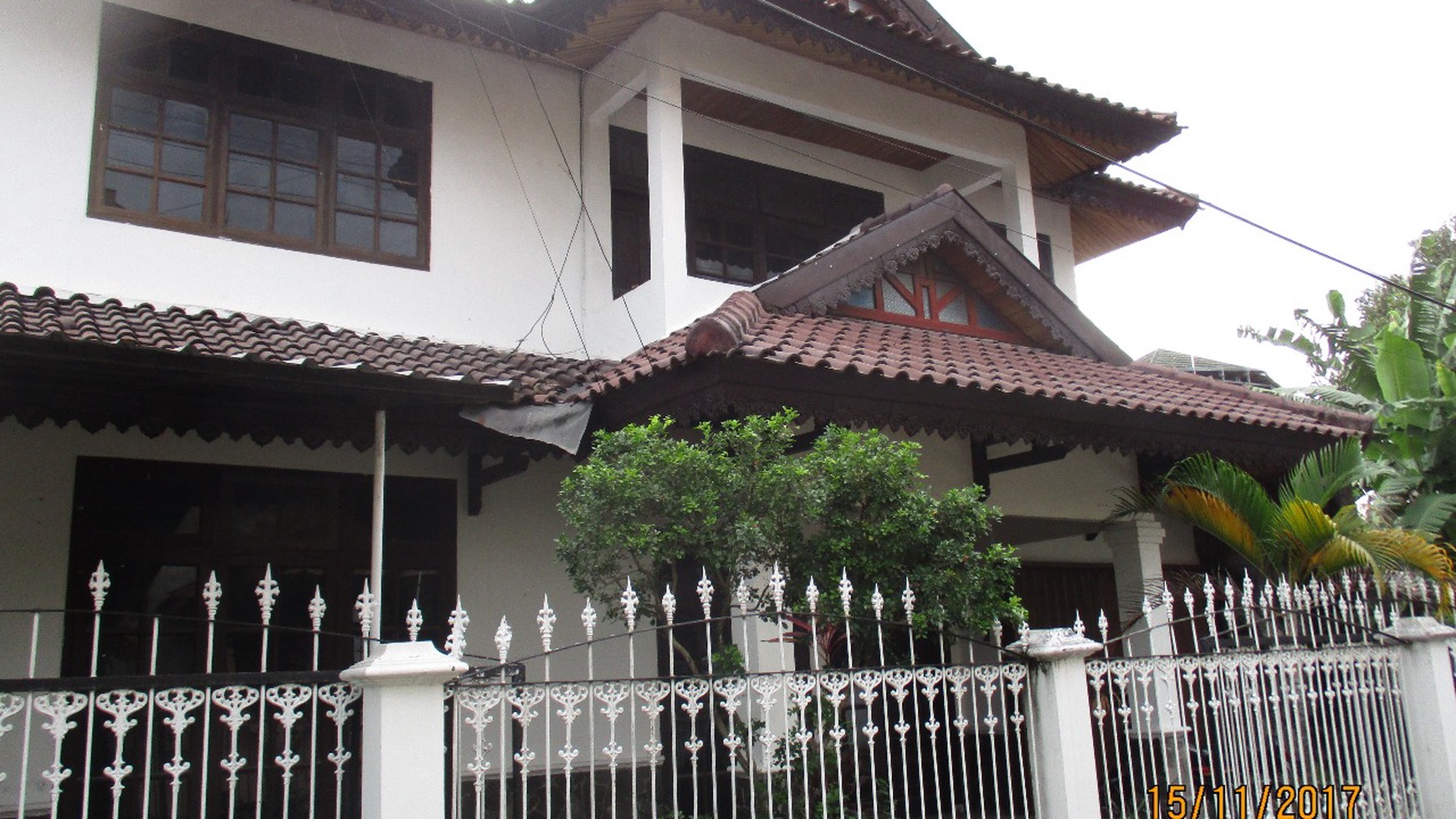 RUMAH DILINGKUNGAN UGM, POGUNG BARU, MLATI, SLEMAN