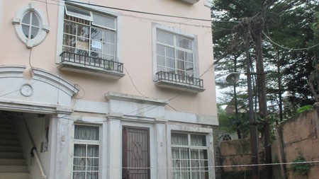 Disewakan Townhouse di Taman Elok Lantai 2&3 - Lippo Karawaci