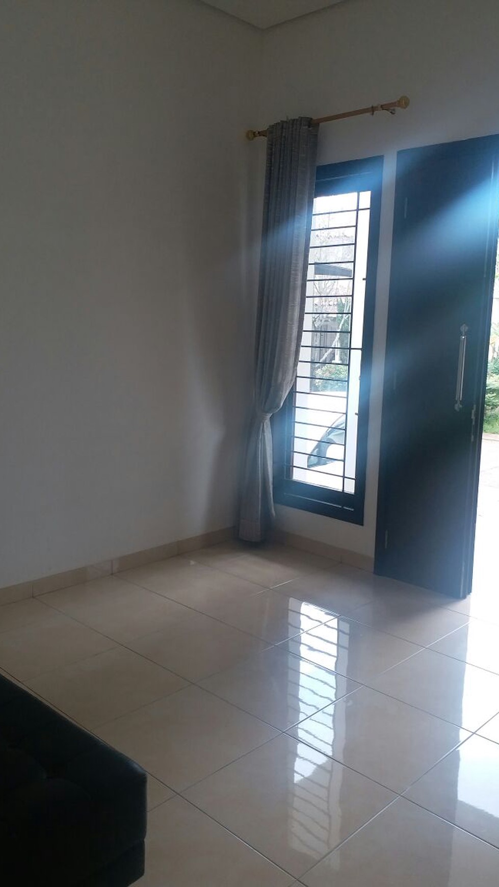 Disewakan Rumah di Taman Diponegoro Full Furnish - Lippo Karawaci