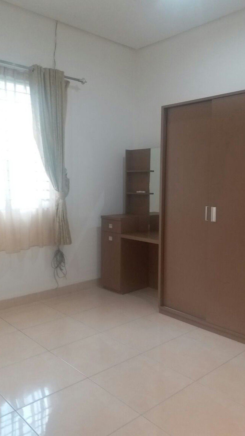 Disewakan Rumah di Taman Diponegoro Full Furnish - Lippo Karawaci