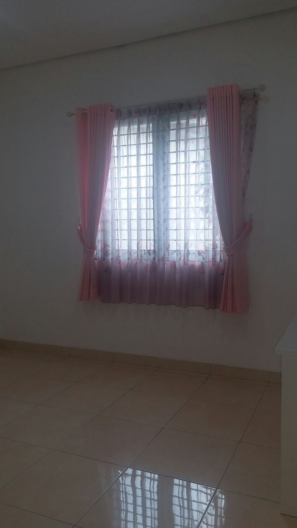 Disewakan Rumah di Taman Diponegoro Full Furnish - Lippo Karawaci