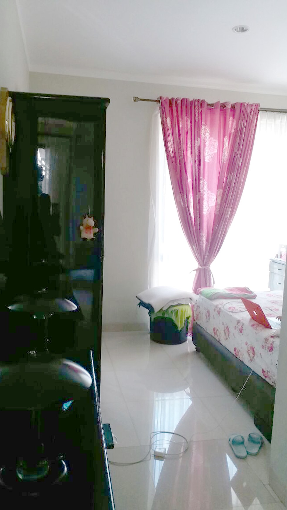 Dijual Rumah Siap Huni, Lokasi Strategis, dan Asri Di Discovery Flamine, Bintaro sektor 9