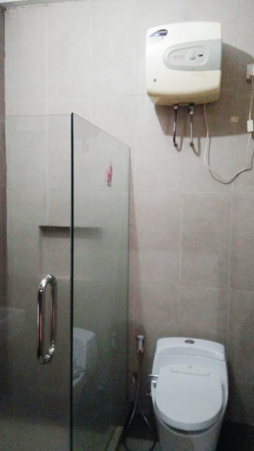 Dijual Rumah Siap Huni, Lokasi Strategis, dan Asri Di Villa Bintaro Indah, Jombang-Tangsel