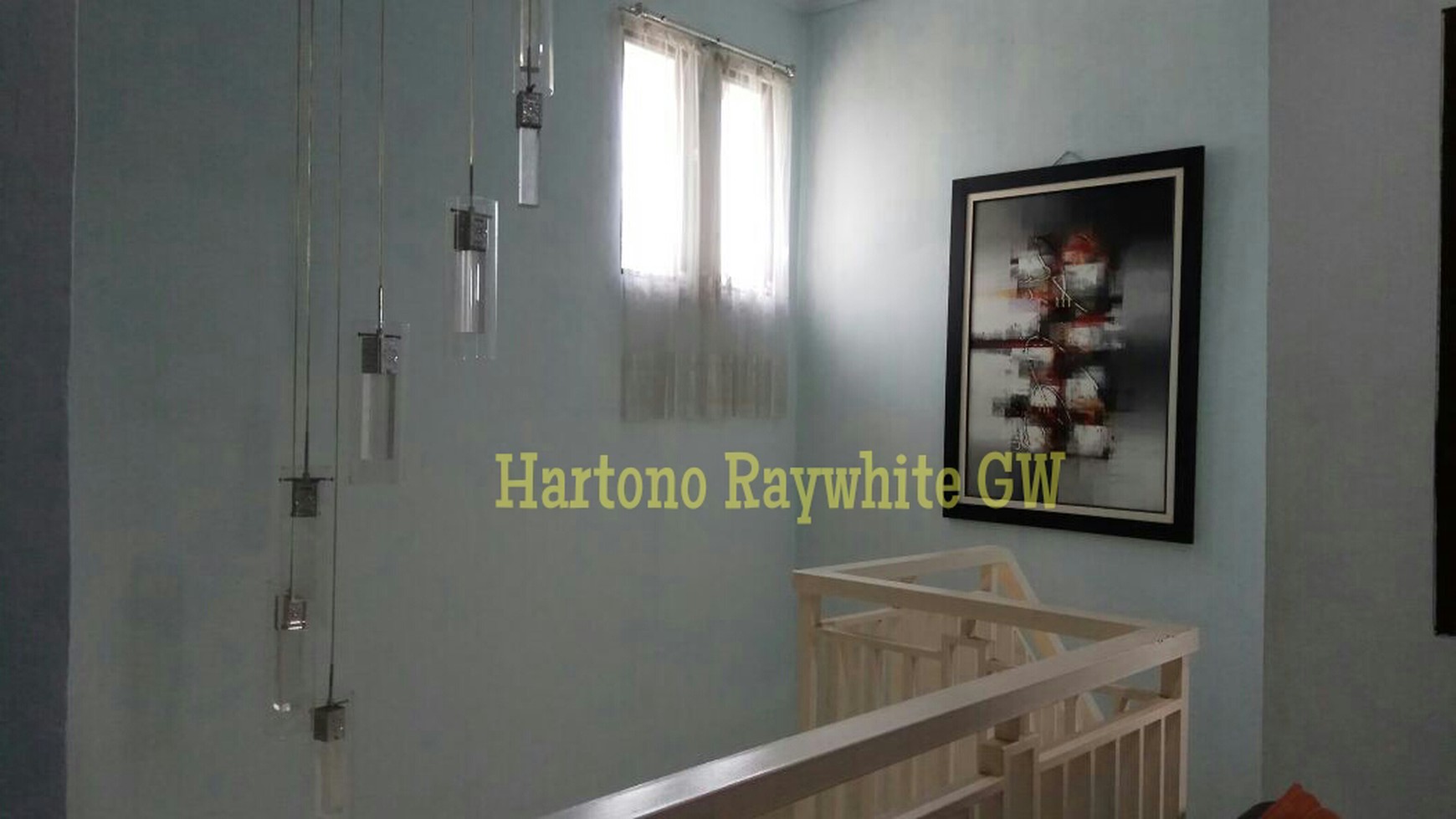 Dijual cepat rumah 2lantai, bangunan luas, lokasi bagus dan sangat siap huni.
