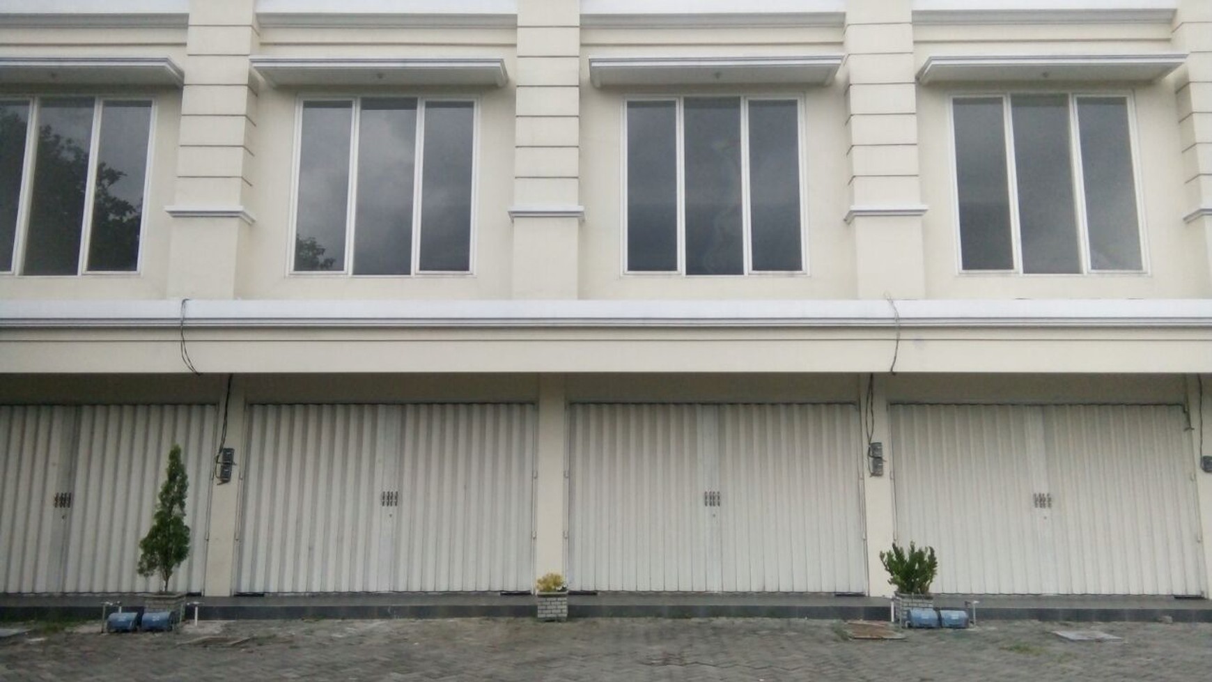 RUKO BARU 2 LANTAI AREA BAMBE GRESIK ADA 6 UNIT