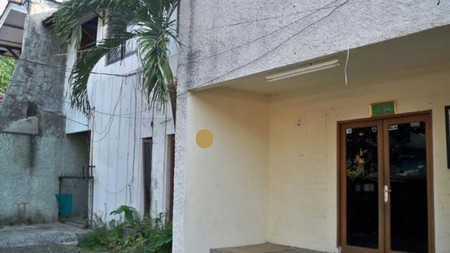 Rumah Lama Hitung Tanah di Kemang Jakarta Selatan #AK