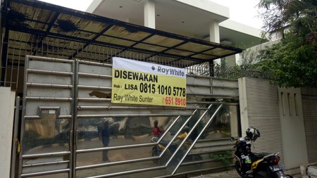 Rumah Disewakan !!!