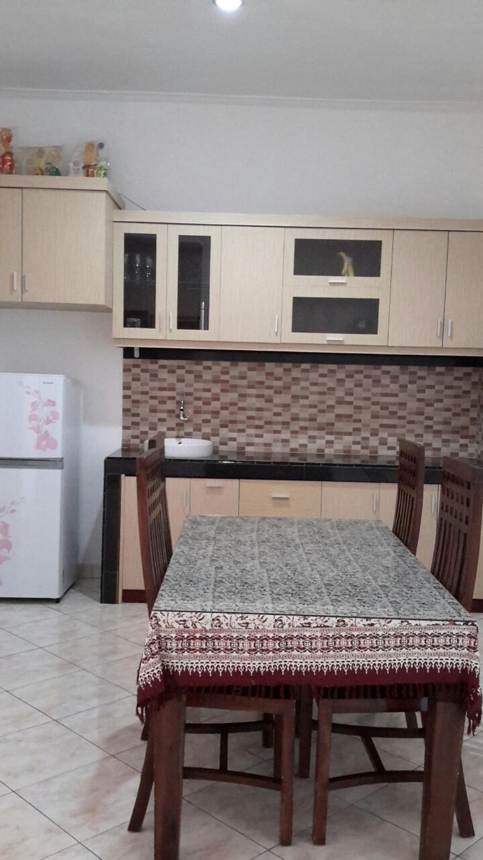 Rumah di Perumahan Nirvana Limo