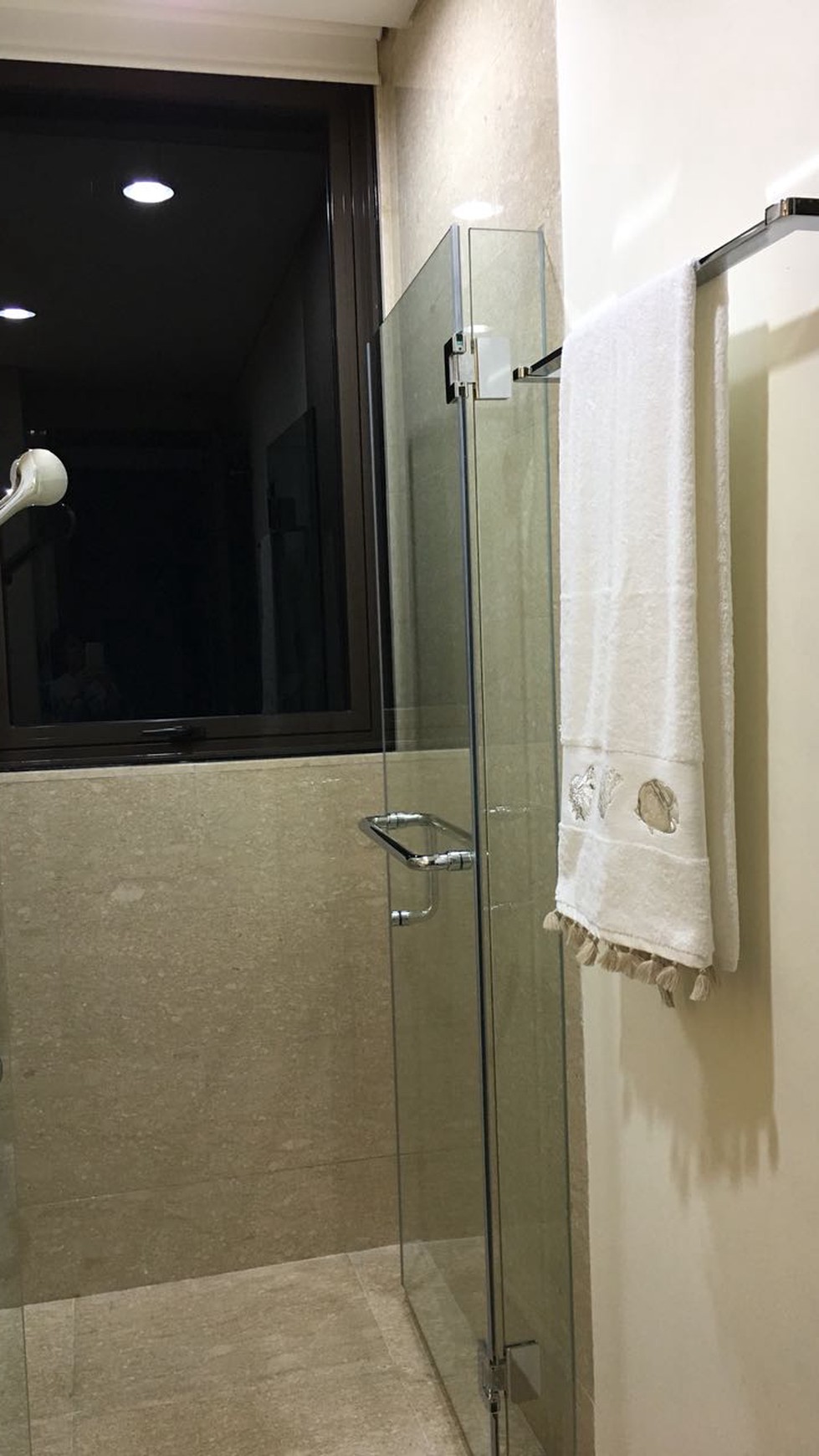 Apartemen 1Park Avenue 2 Br + 1 Full Furnished