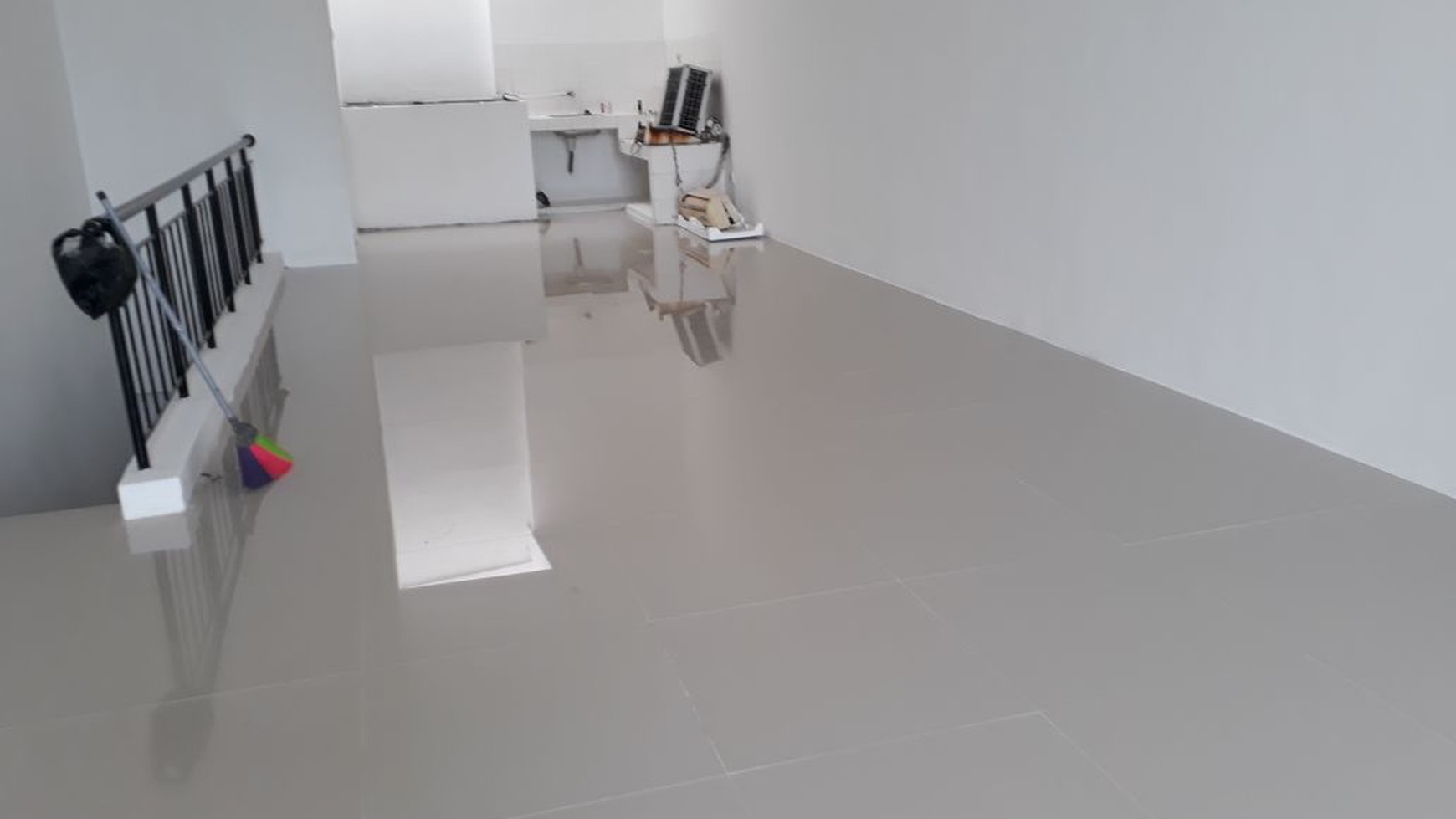Dijual Ruko Union Paramount Square di Jl. Raya Gading Serpong