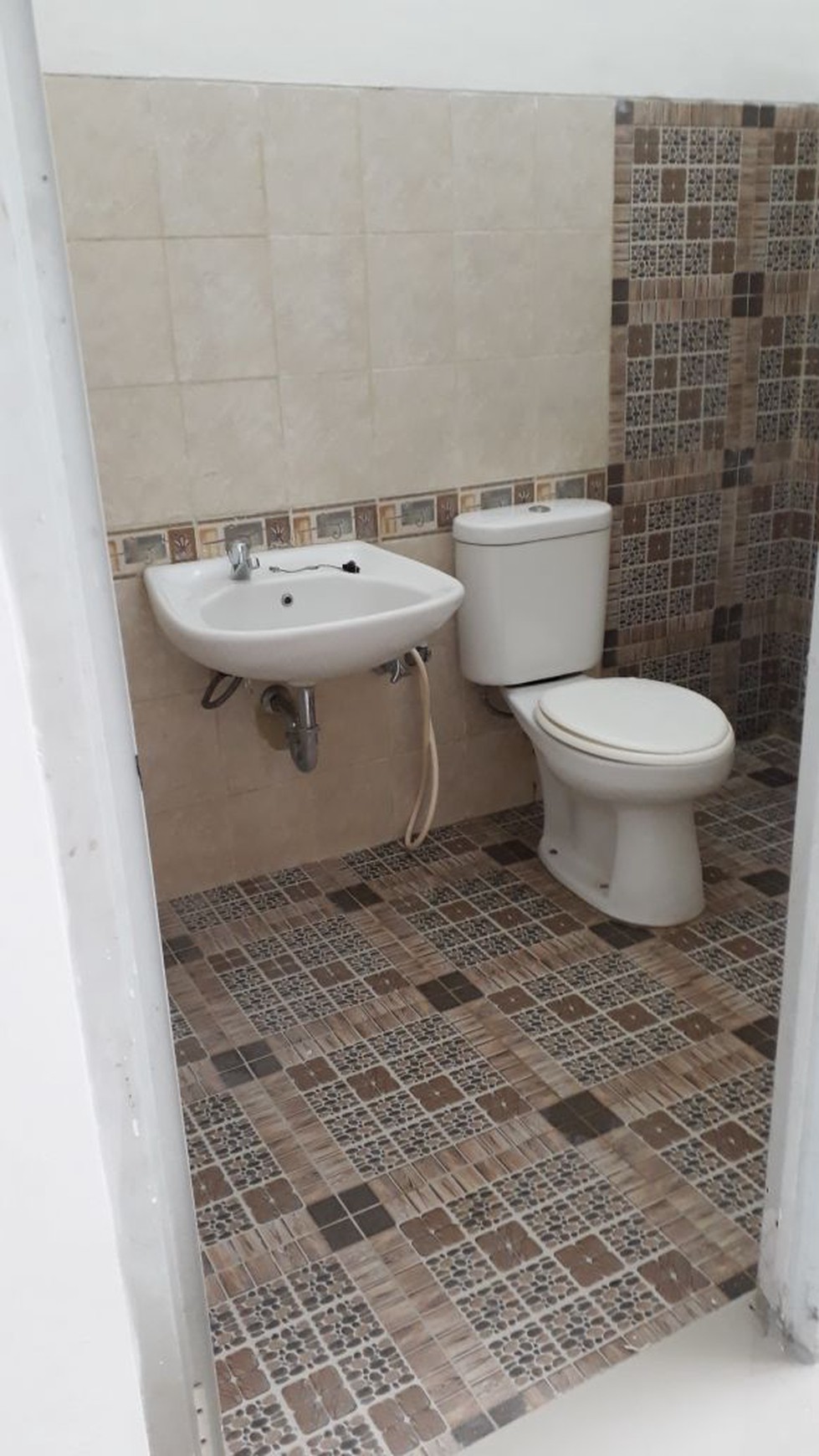 Dijual Ruko Union Paramount Square di Jl. Raya Gading Serpong