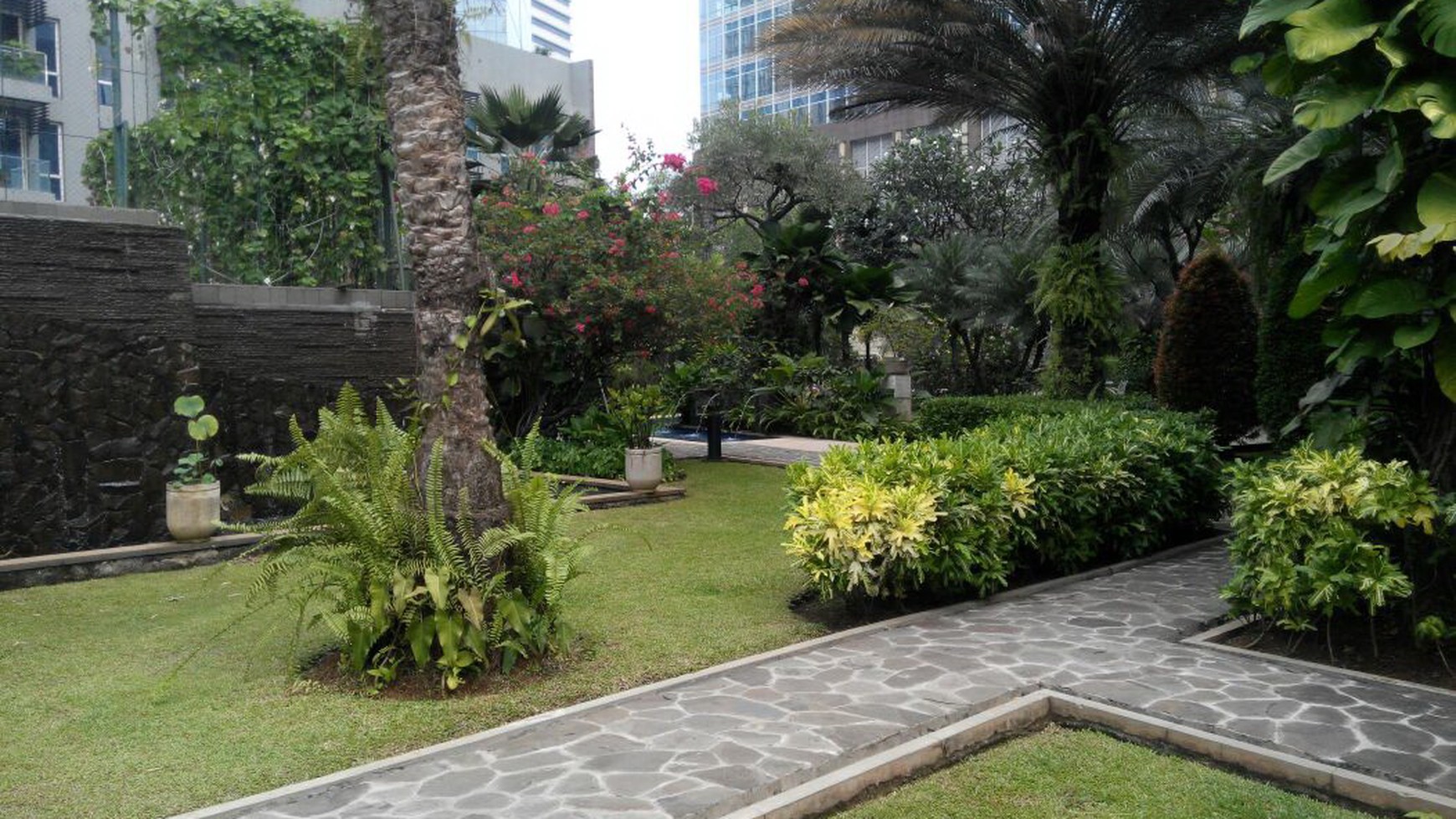 VERY INTERESTING PRICE !!! ... VERY STRATEGIC LOCATION, VERY EXCLUSIVE & VERY PRIVATE IN THE HEART OF SUDIRMAN... !!!