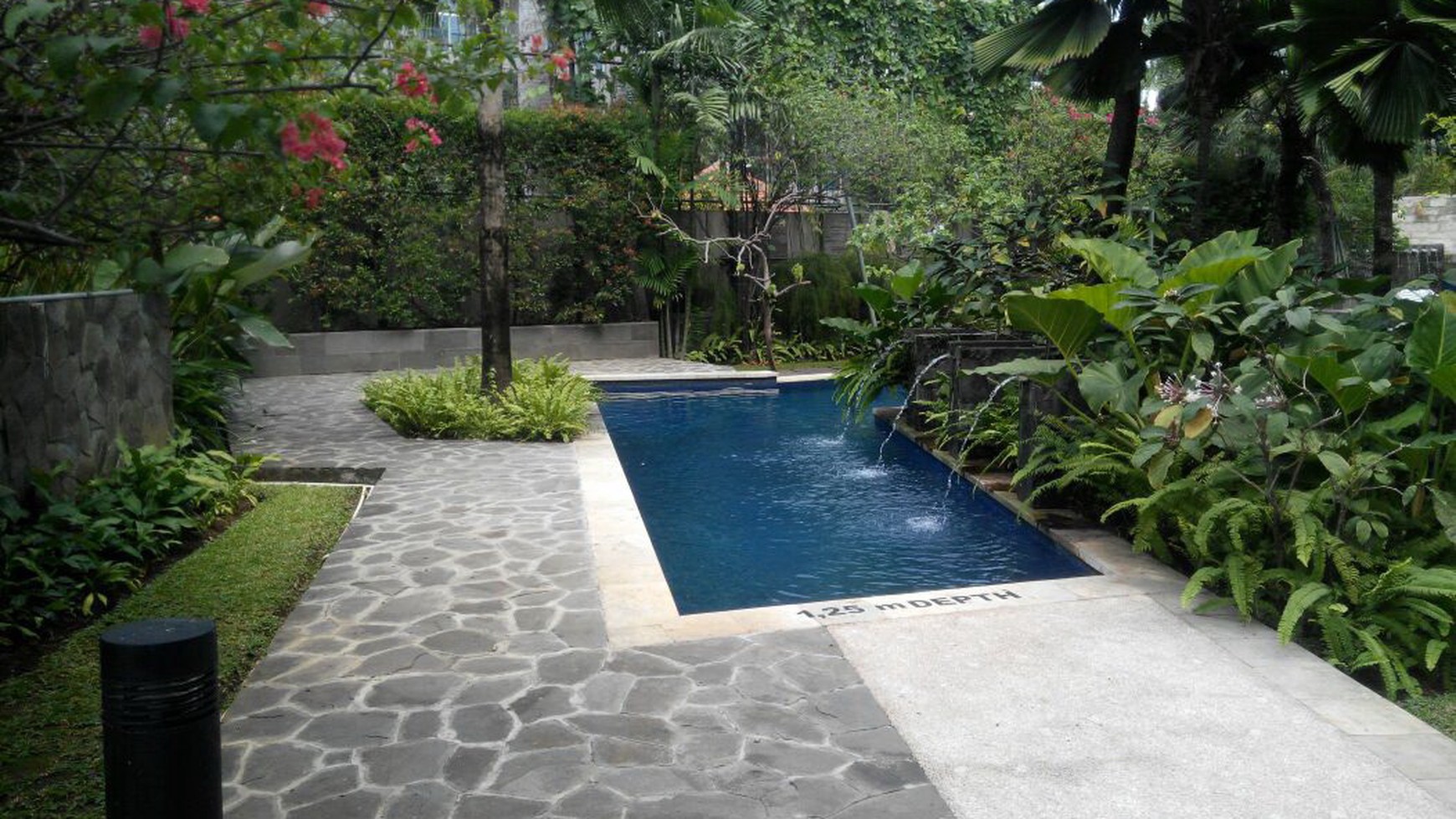 VERY INTERESTING PRICE !!! ... VERY STRATEGIC LOCATION, VERY EXCLUSIVE & VERY PRIVATE IN THE HEART OF SUDIRMAN... !!!