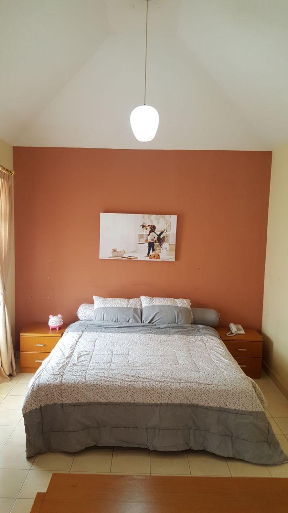 Dijual Townhouse di Taman Paris Lantai 2&3 - Lippo Karawaci