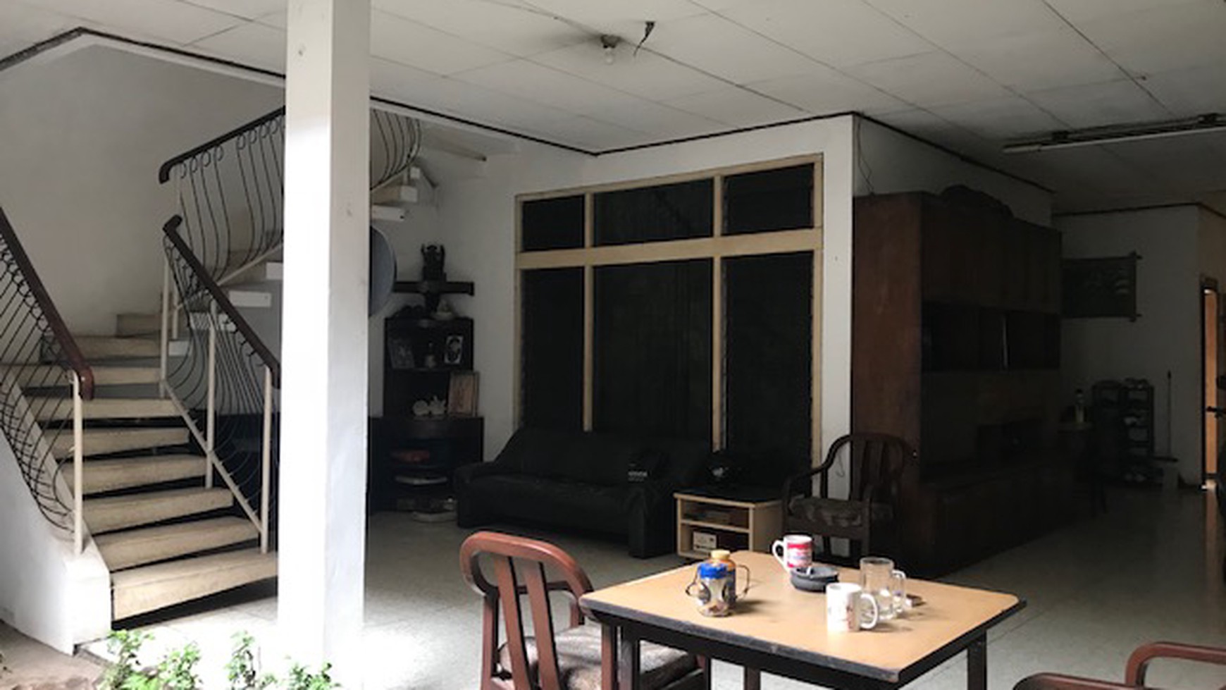 Rumah Tuia di Ciledug Raya dekat Pakubuwono Terrace akses Bagus