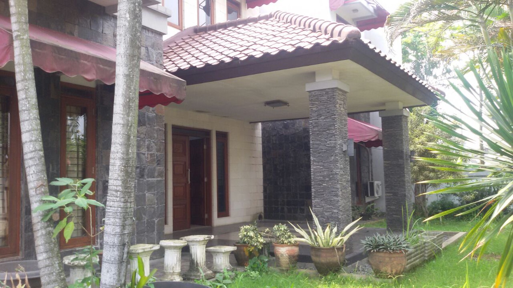 Rumah di Bukit Cirendeu