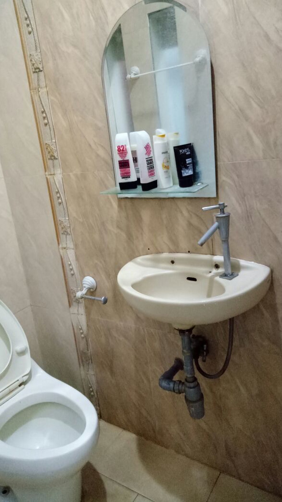 Dijual Rumah di Taman Imam Bonjol - Lippo Karawaci