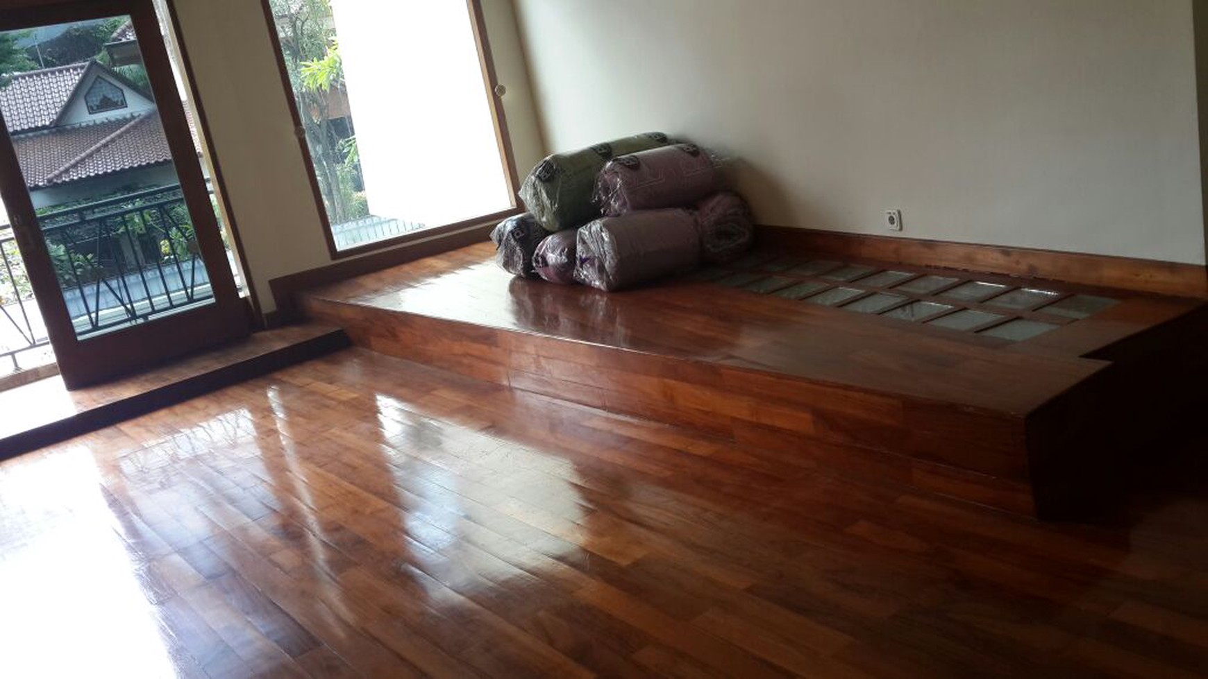 RUMAH LUX DI SEKOLAH DUTA PONDOK INDAH