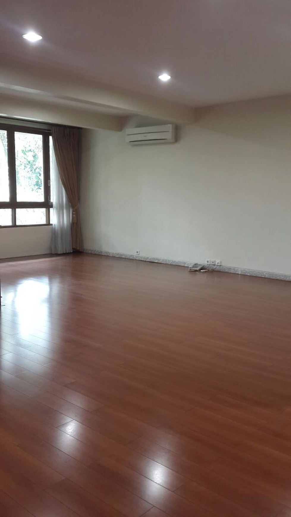 RUMAH LUX DI SEKOLAH DUTA PONDOK INDAH