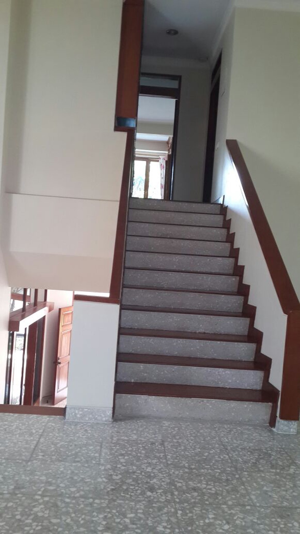 RUMAH LUX DI SEKOLAH DUTA PONDOK INDAH