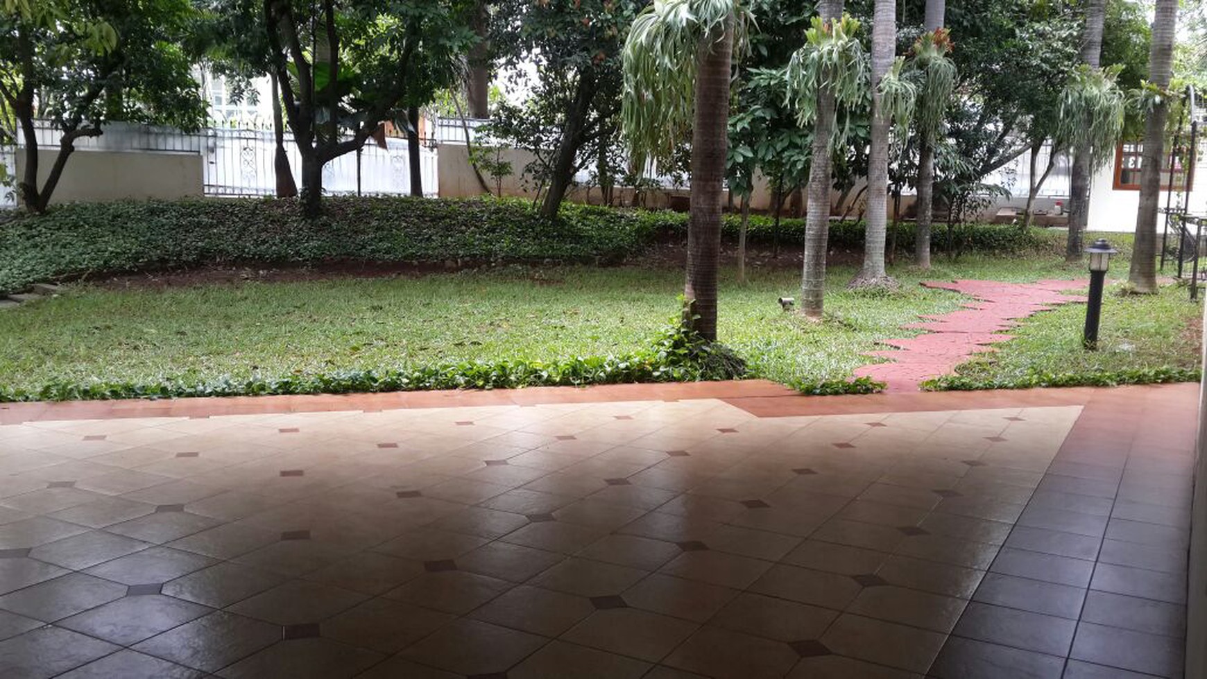 RUMAH LUX DI SEKOLAH DUTA PONDOK INDAH