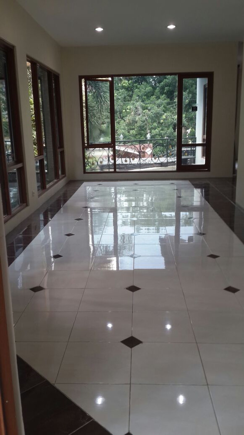 RUMAH LUX DI SEKOLAH DUTA PONDOK INDAH