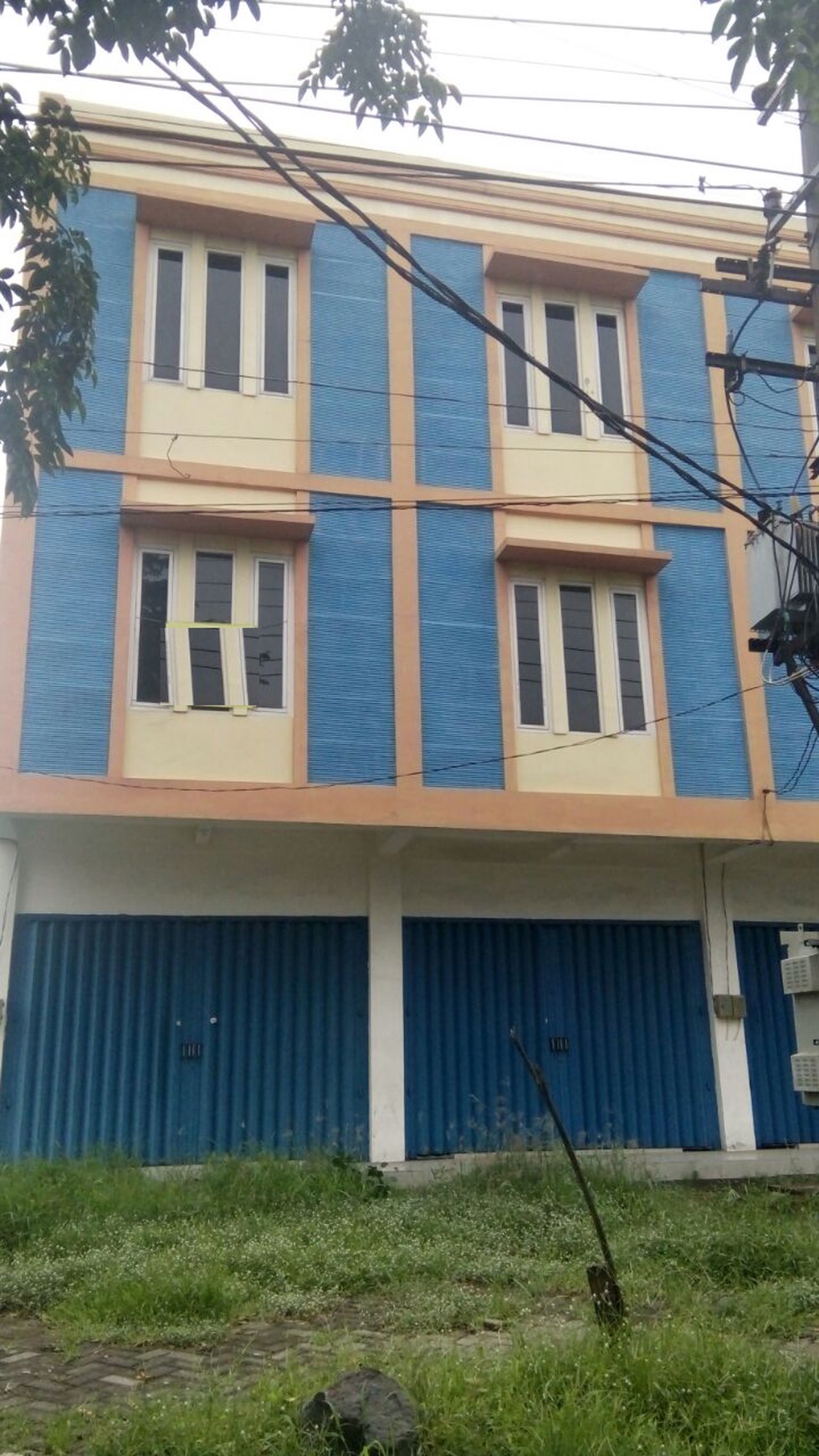 Ruko Raya Krikilan Driyorejo