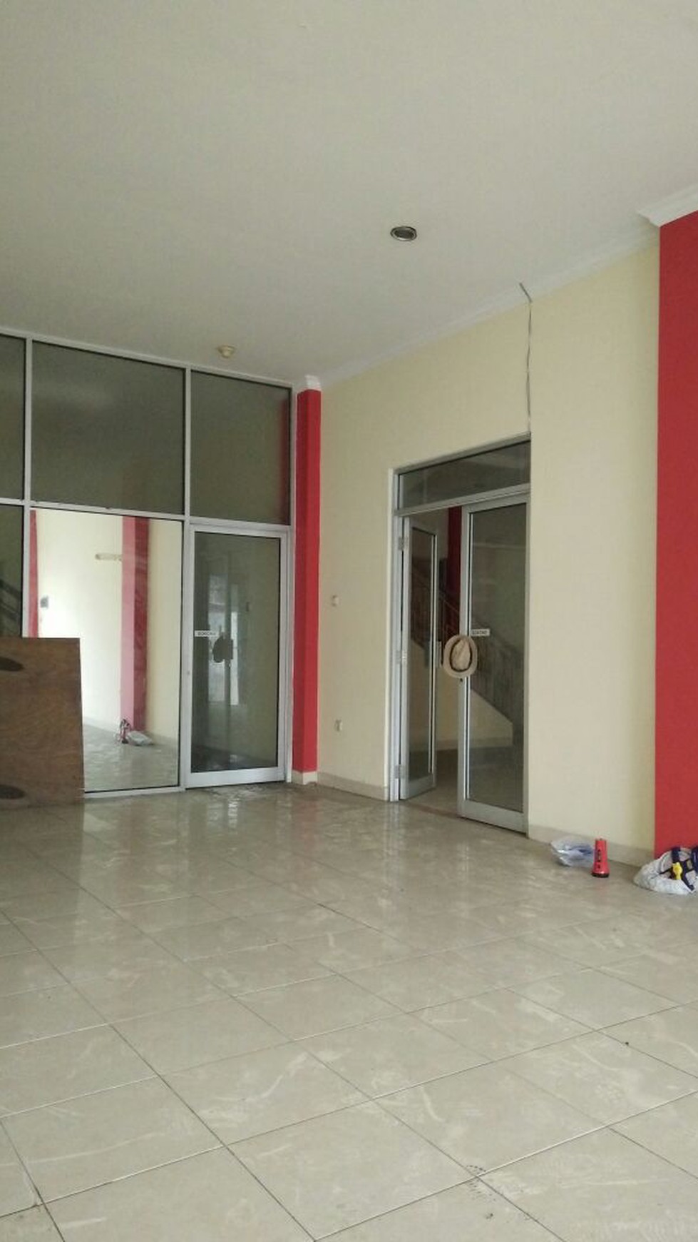 Ruko/Gedung Serbaguna di Pinggir Jalan Kesehatan Jakarta selatan