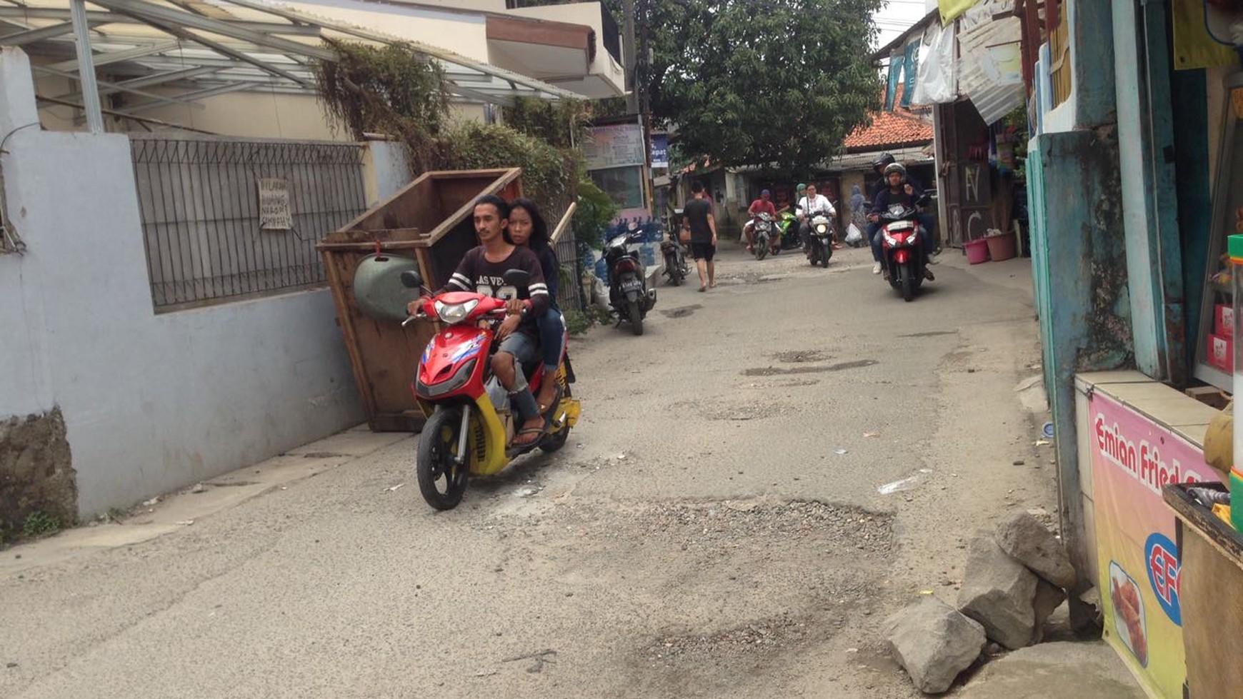 Rumah kos kosan daerah jurang mangu