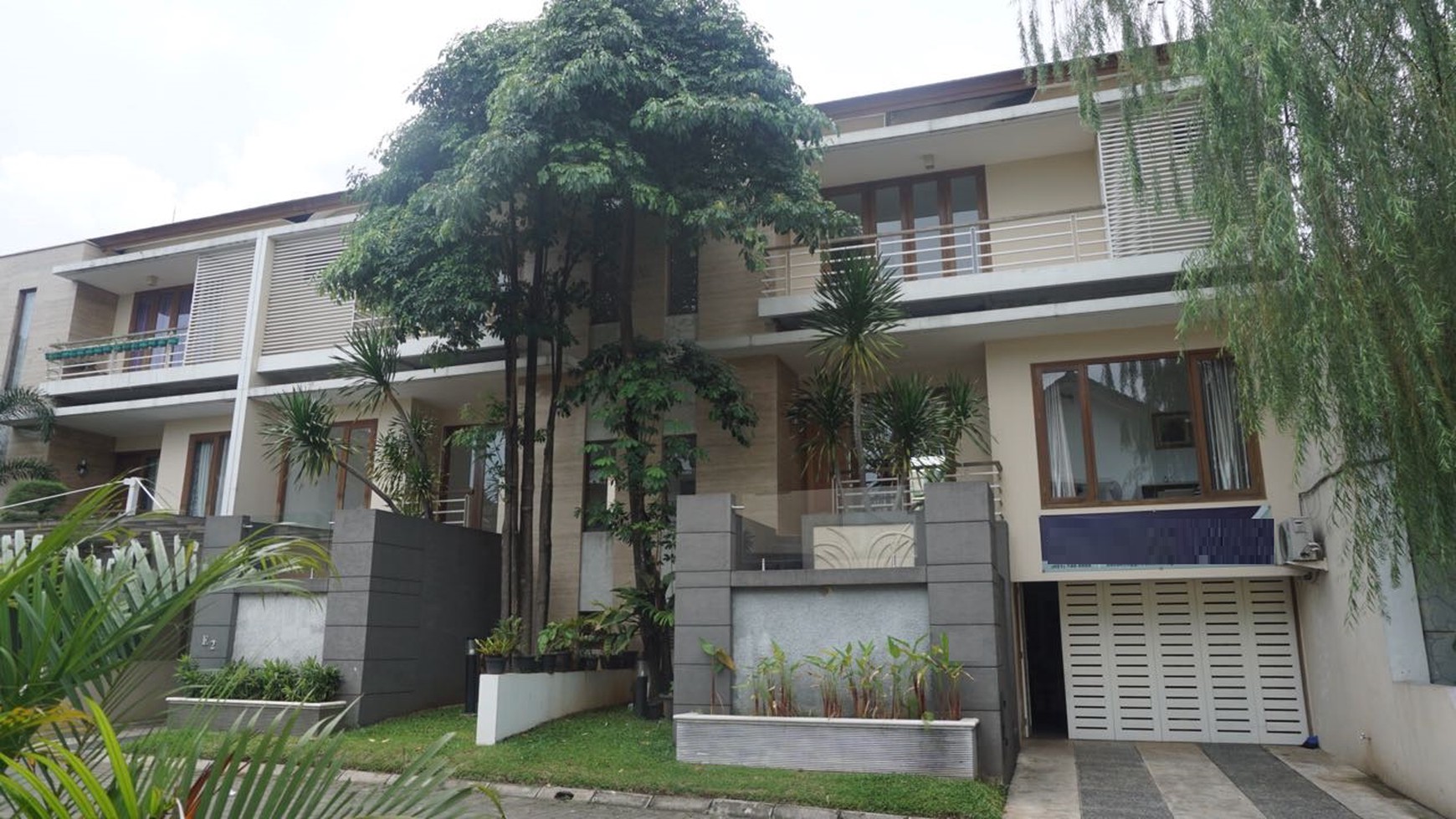 Rumah brand new minimalis dalam cluster