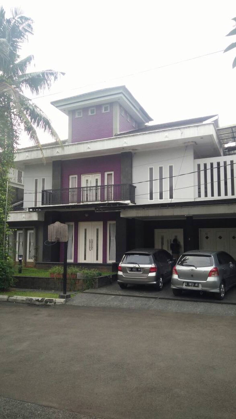 Rumah Cantik Minimalis Dalam Komplek Riverpark Bintaro Sektor 8