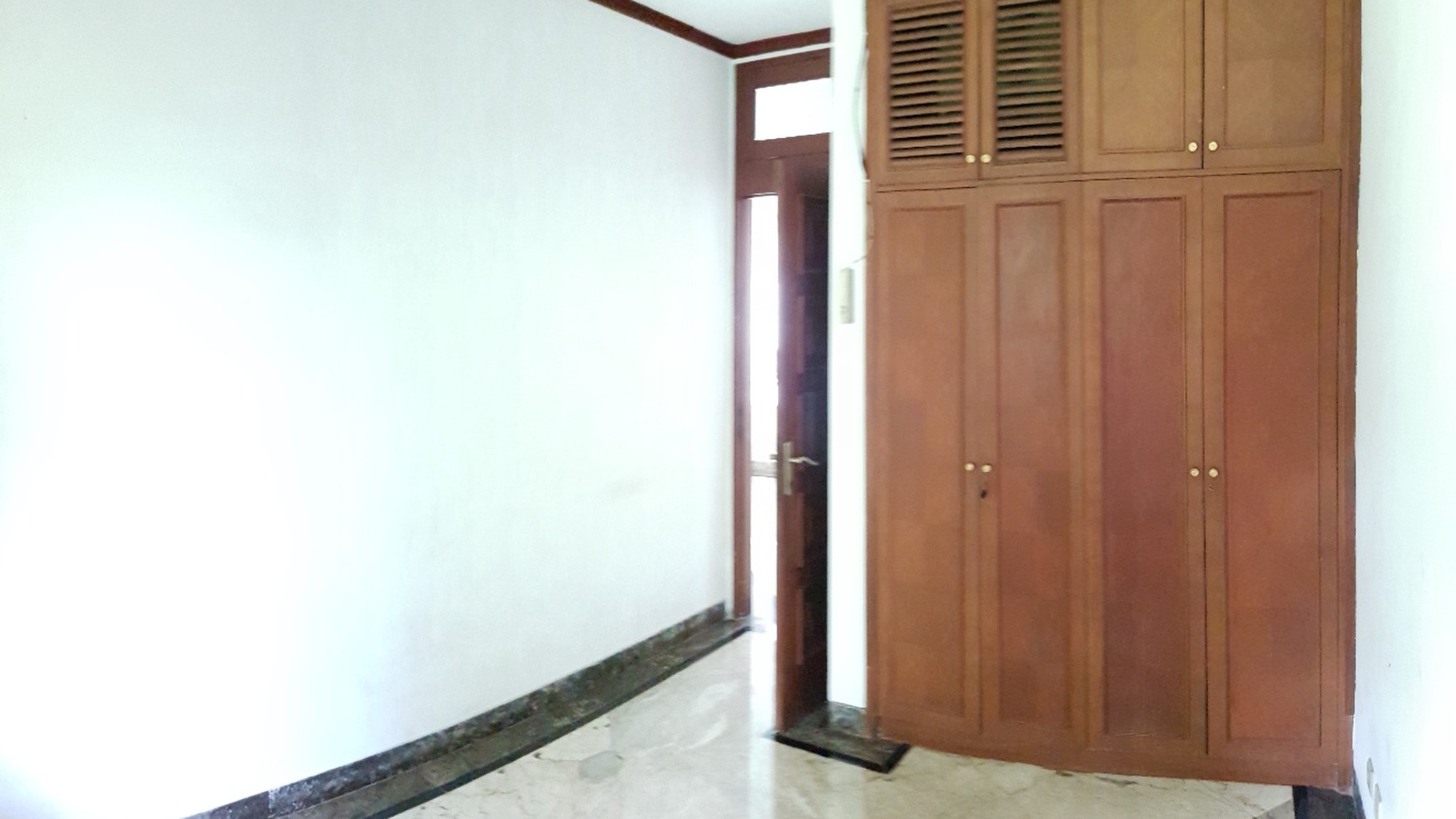 Jual Rumah di Kartika Utama Pondok Indah