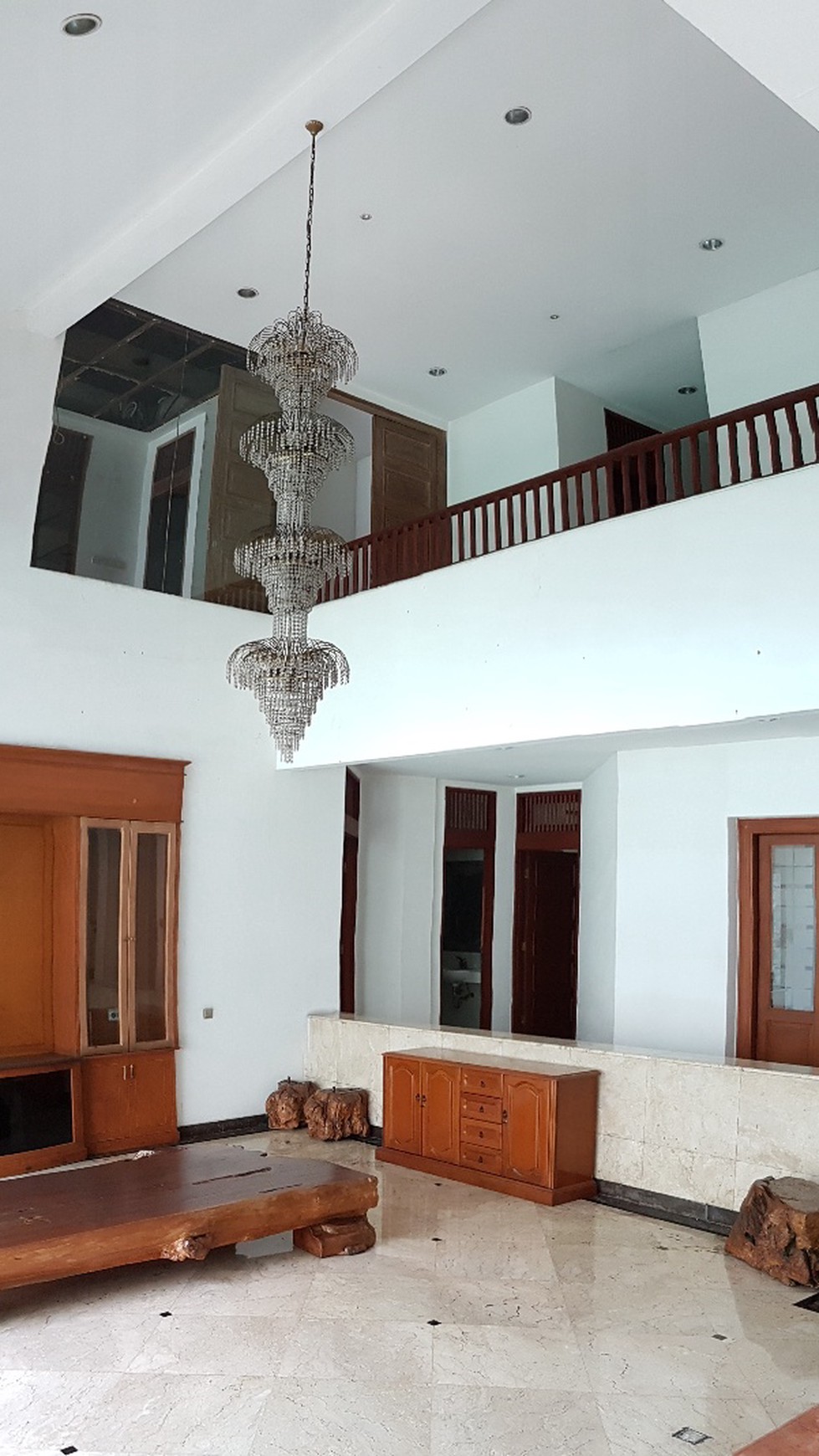 Jual Rumah di Kartika Utama Pondok Indah