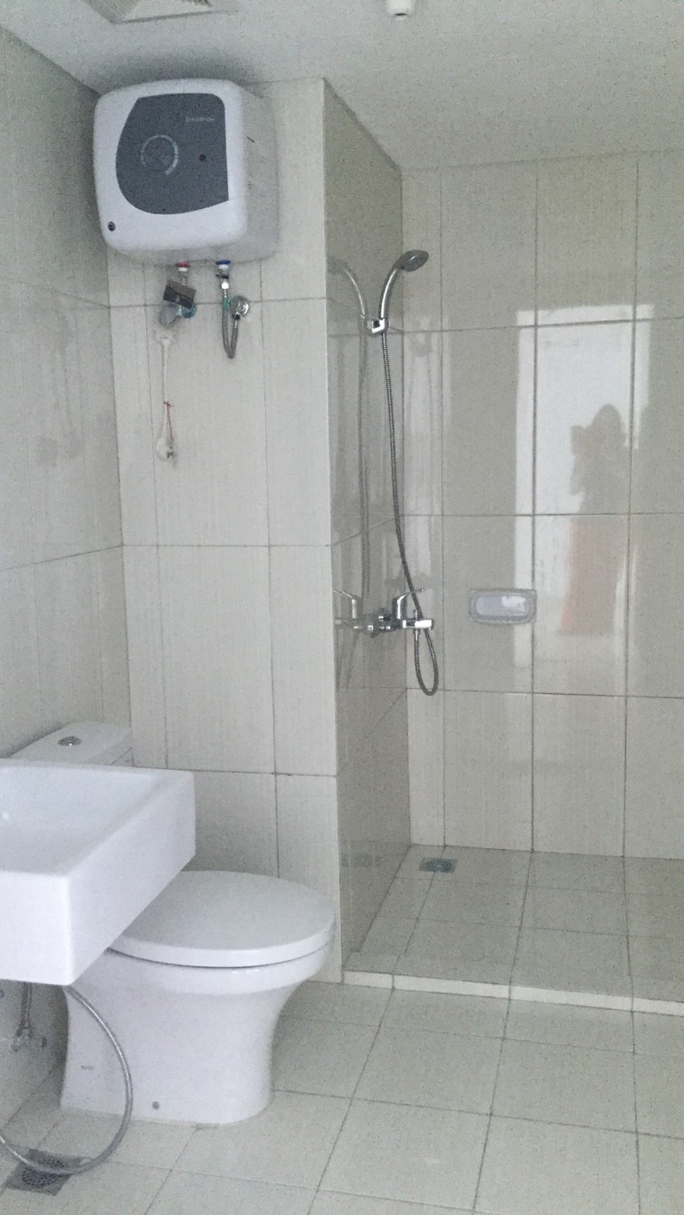 Disewakan SOHO di Central Park Jakarta Barat