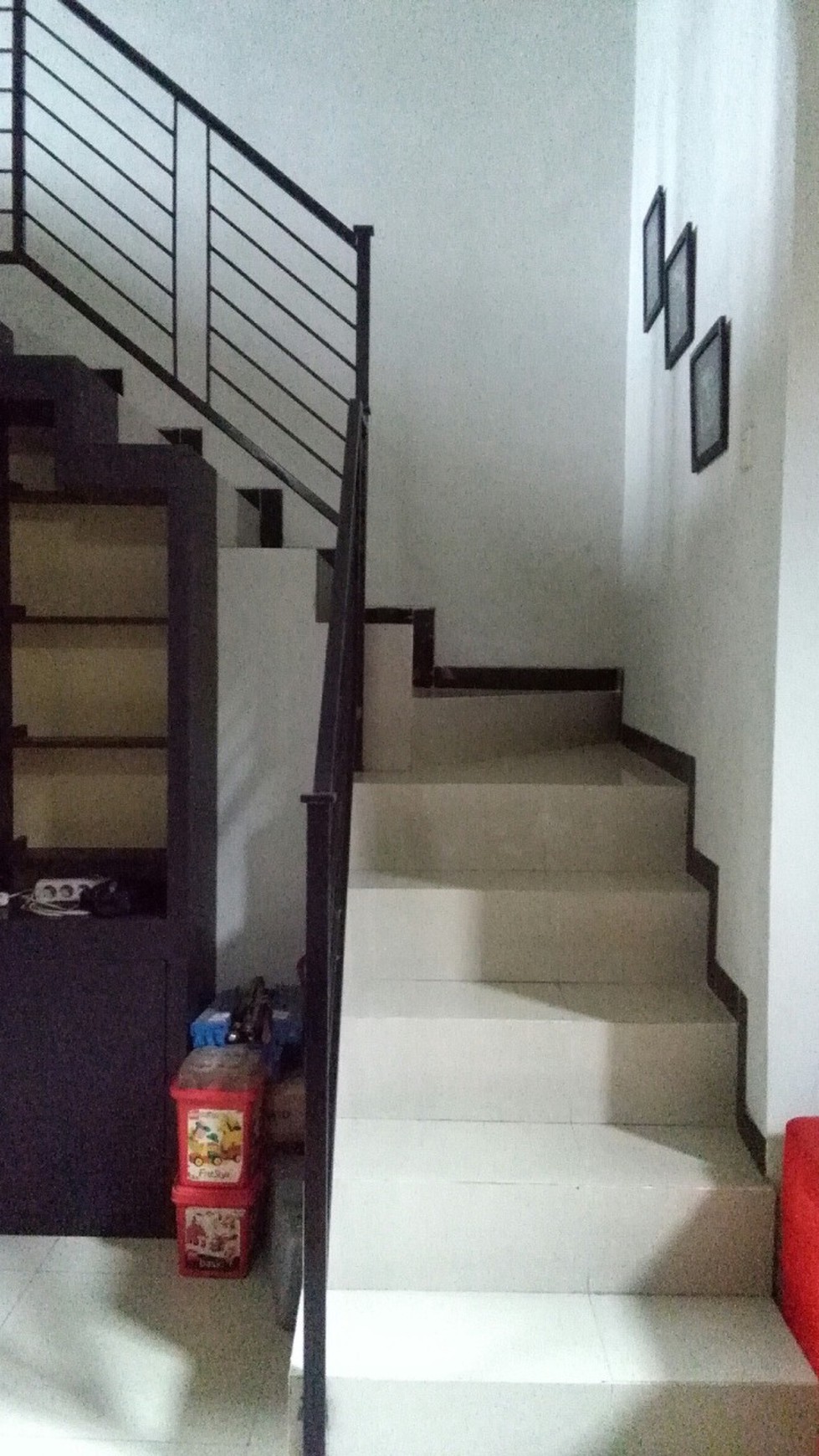 HUNIAN NYAMAN + FURNITURE UNTUK KELUARGA DI JL KARANGWARU, JOGJA