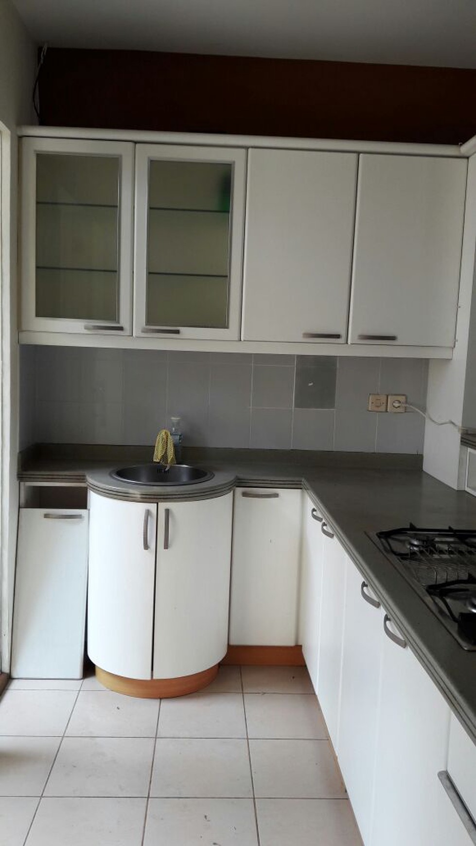 Dijual / Disewakan Rumah di Taman Imam Bonjol - Lippo Karawaci