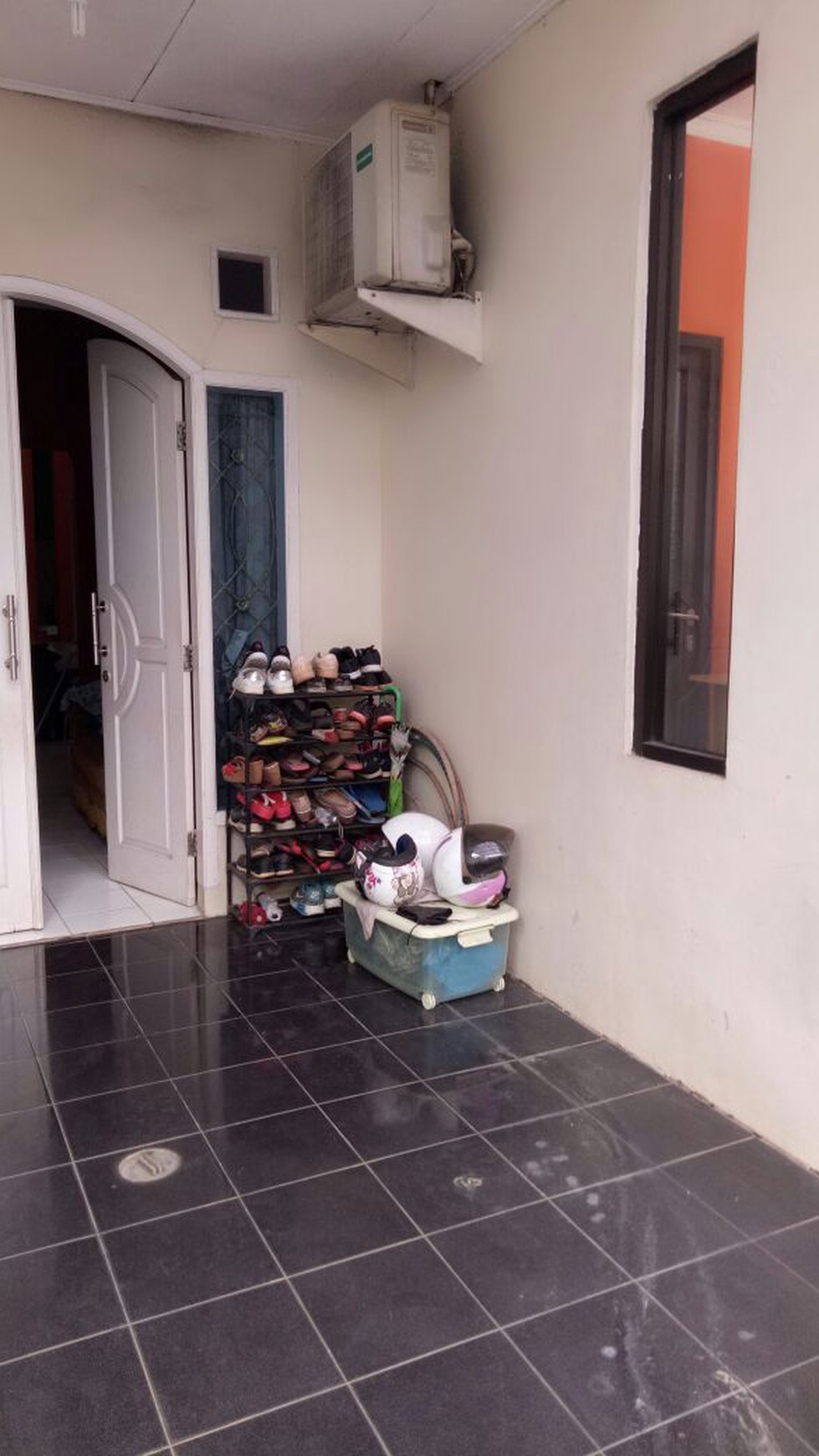 Dijual Rumah di Mahkota Simprug - Ciledug