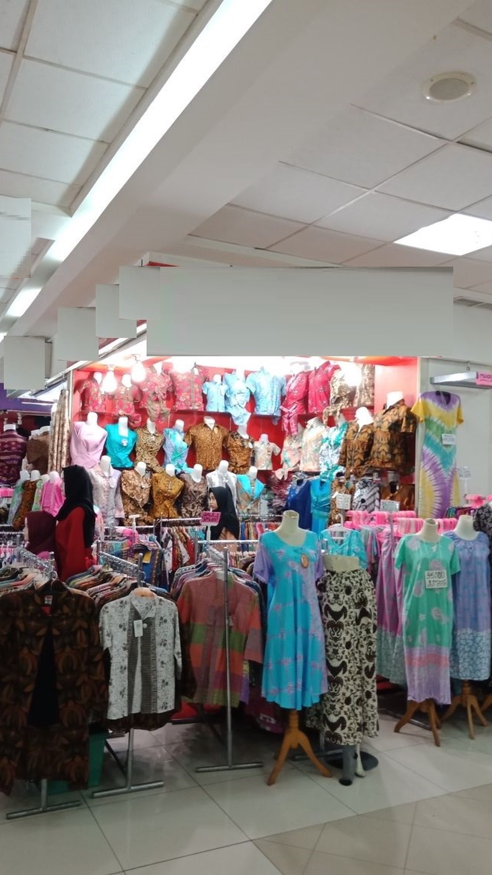 Kios murah jual dibawah harga pasaran  di Tamini Square Jakarta Timur
