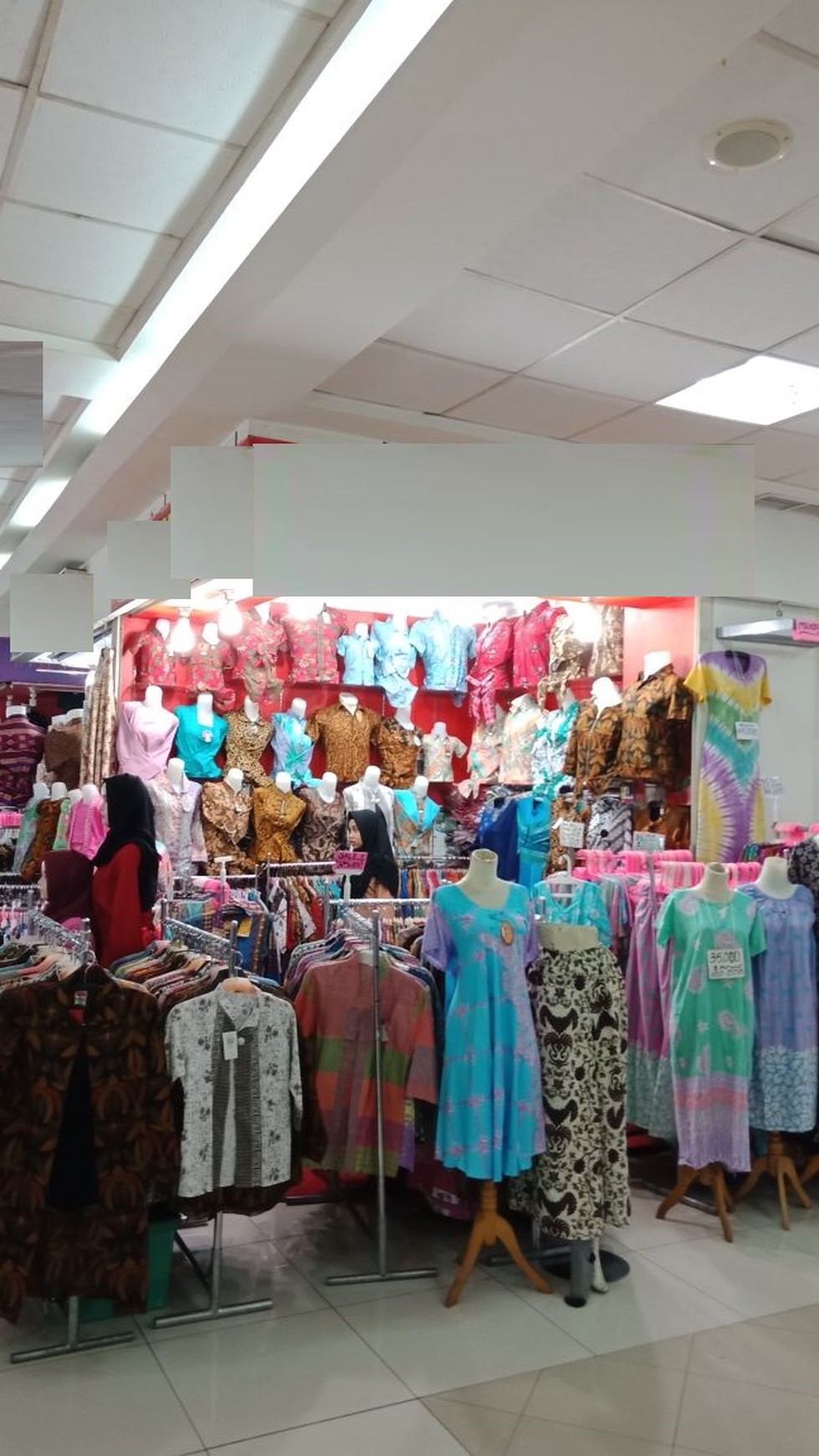 Kios murah jual dibawah harga pasaran  di Tamini Square Jakarta Timur