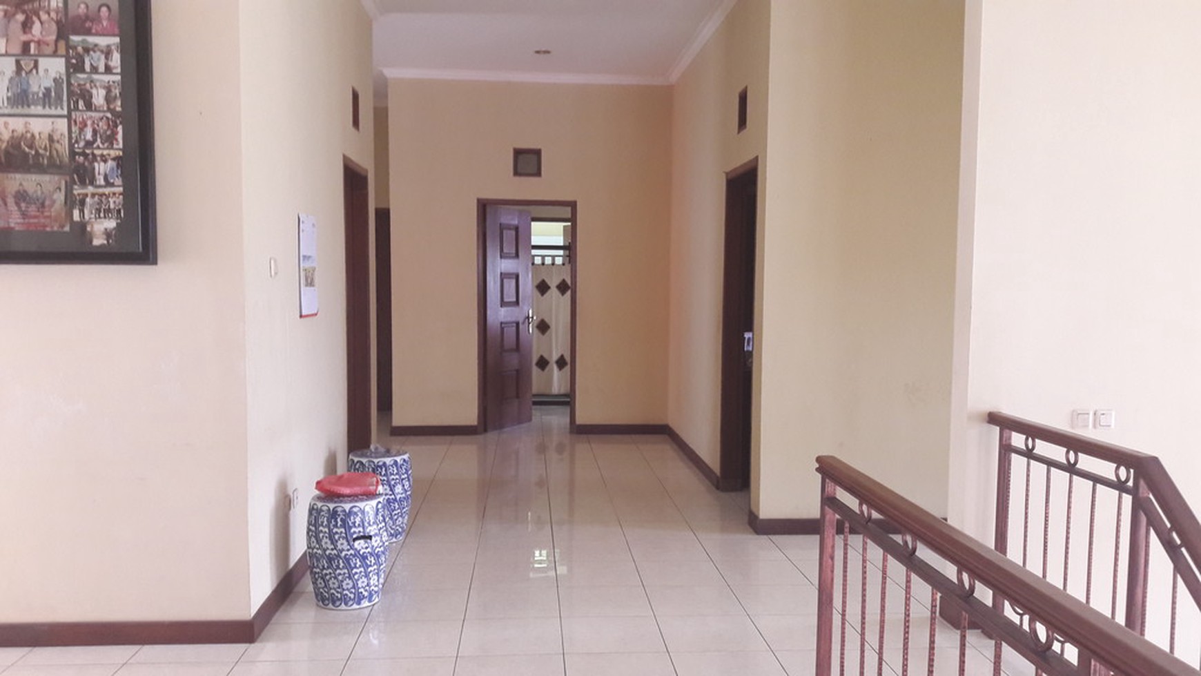 Villa Nyaman dekat Kampung Gajah , Cihideung Lembang