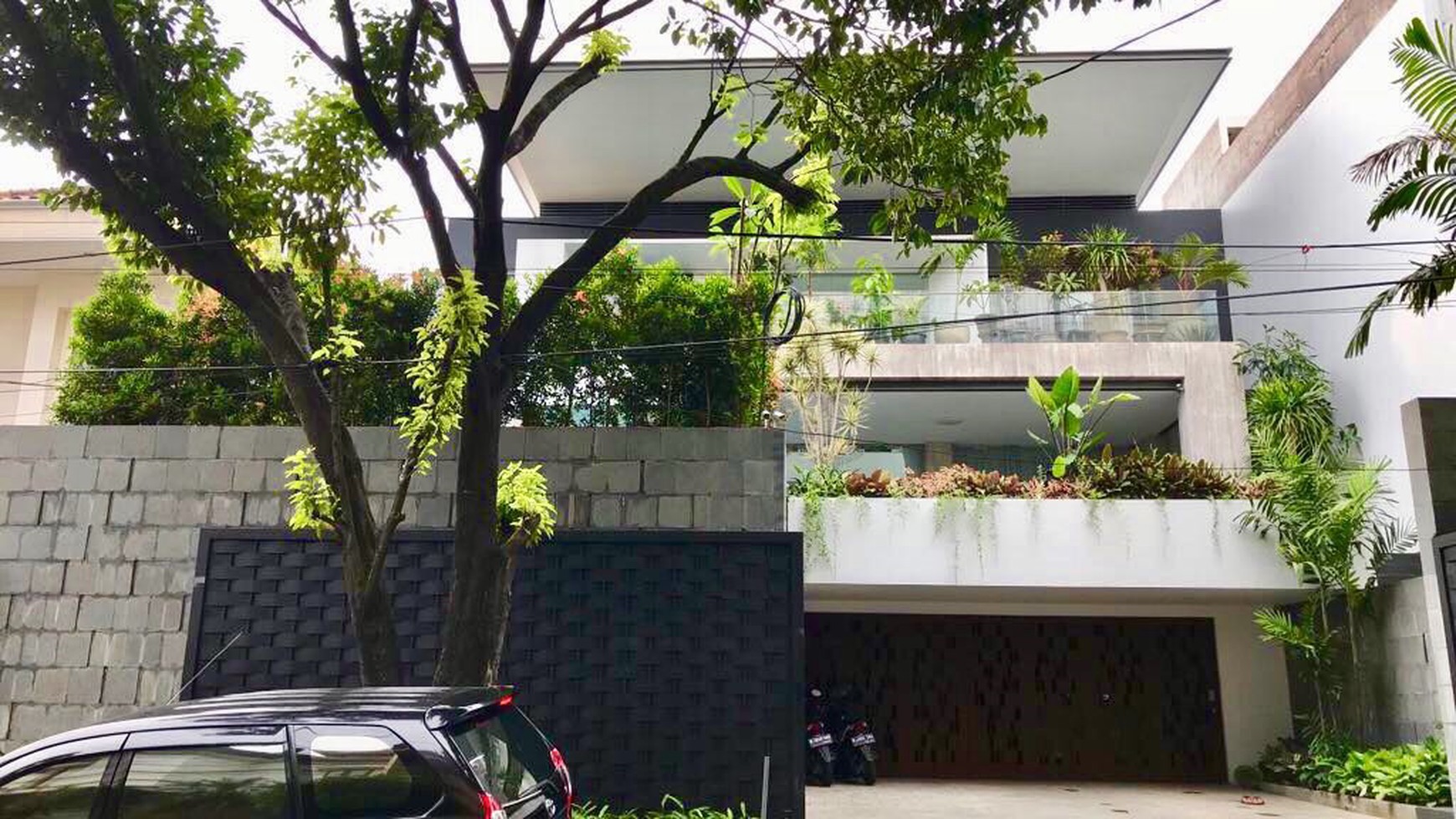 Rumah Mewah,siap huni di kebayoran Baru Jakarta Selatan